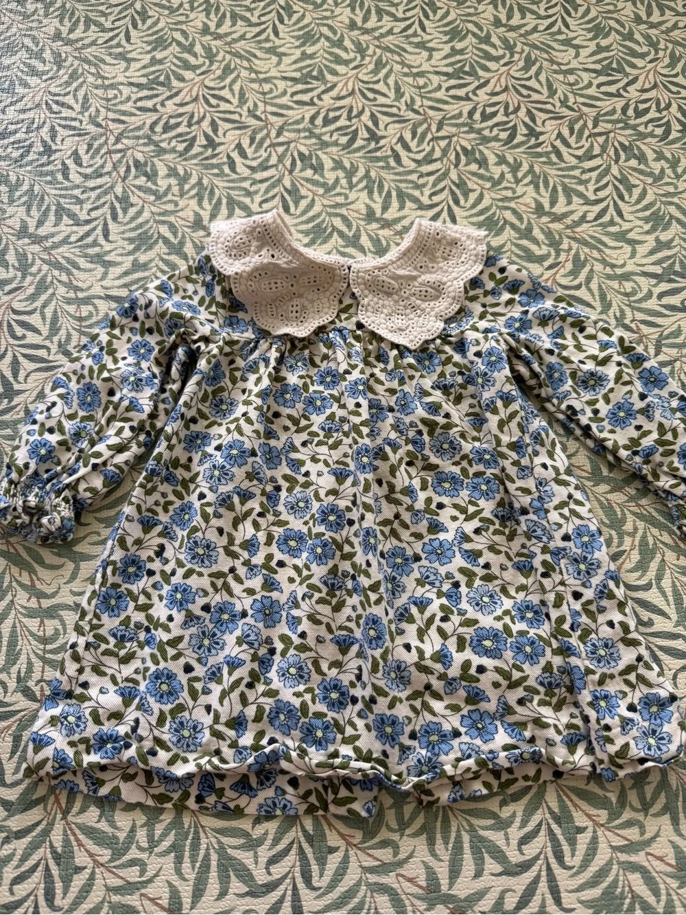 Zara White Dress with Blue Floral Print and Eyelet Collar